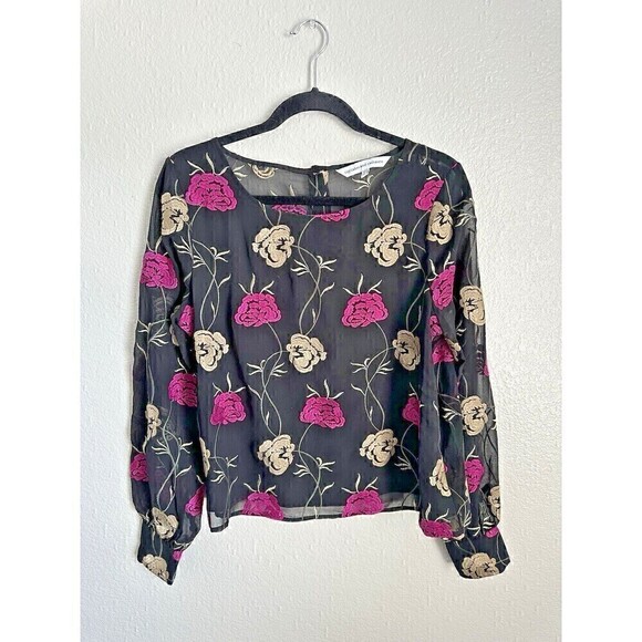 Cupcakes and Cashmere Blouse Womens Size Medium Sheer Floral Button Back Top - Picture 1 of 7